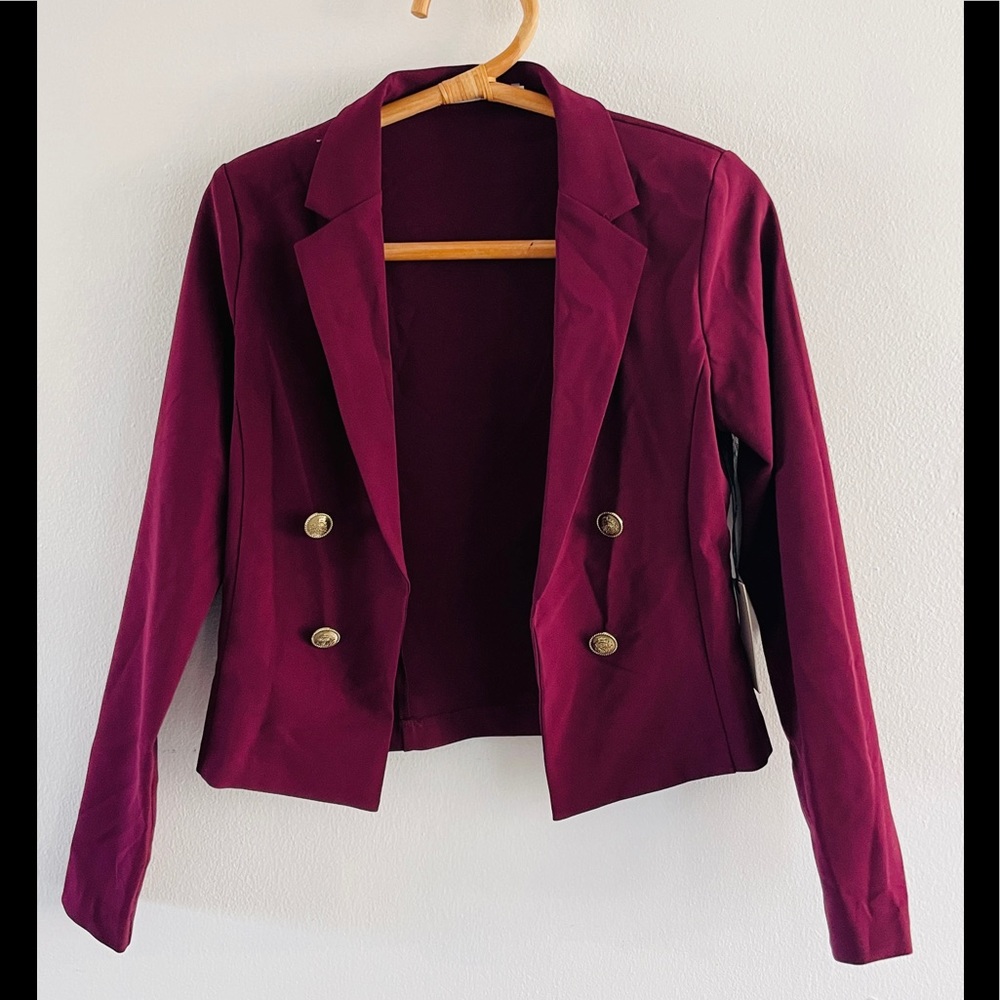 NWT Nordstrom racks purple crop blazer.